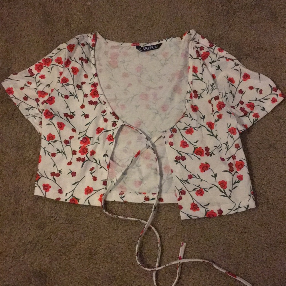 Tie top